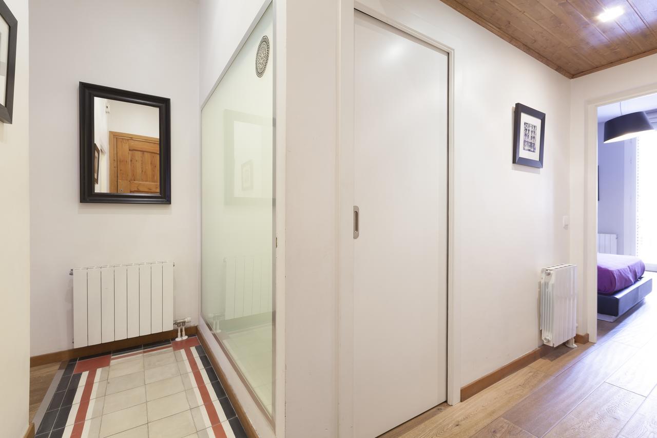Akira Flats Roger De Flor Chic Apartment Barcellona Esterno foto