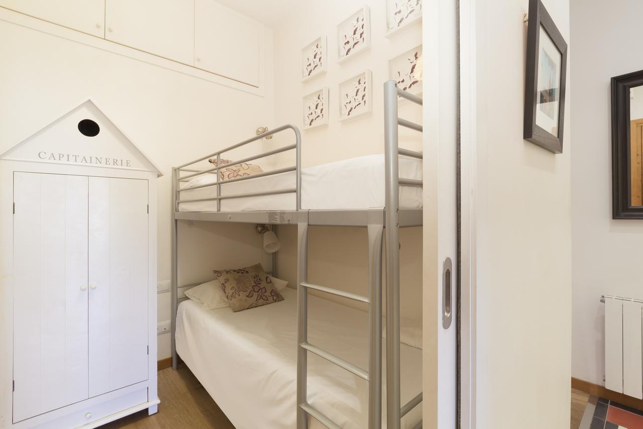 Akira Flats Roger De Flor Chic Apartment Barcellona Esterno foto