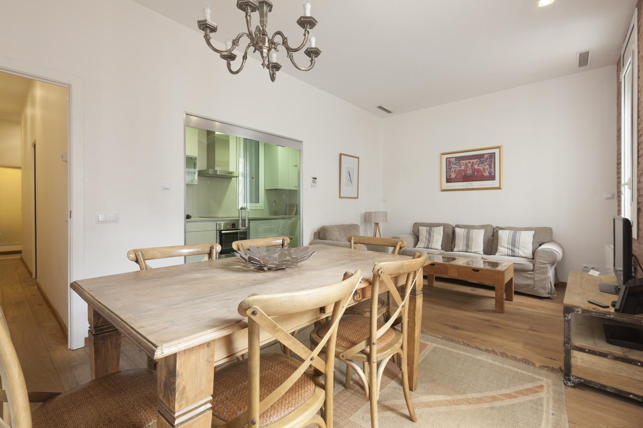 Akira Flats Roger De Flor Chic Apartment Barcellona Esterno foto