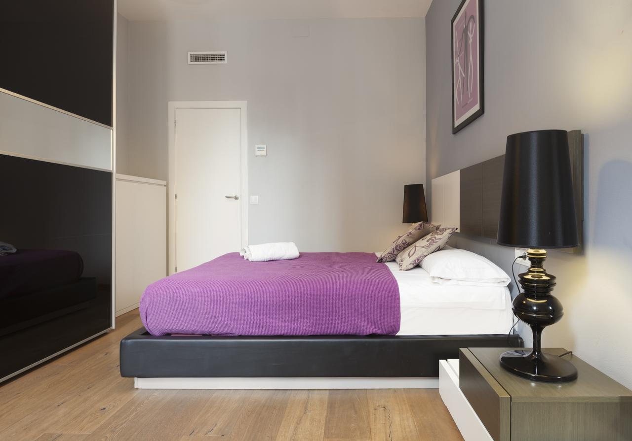 Akira Flats Roger De Flor Chic Apartment Barcellona Esterno foto
