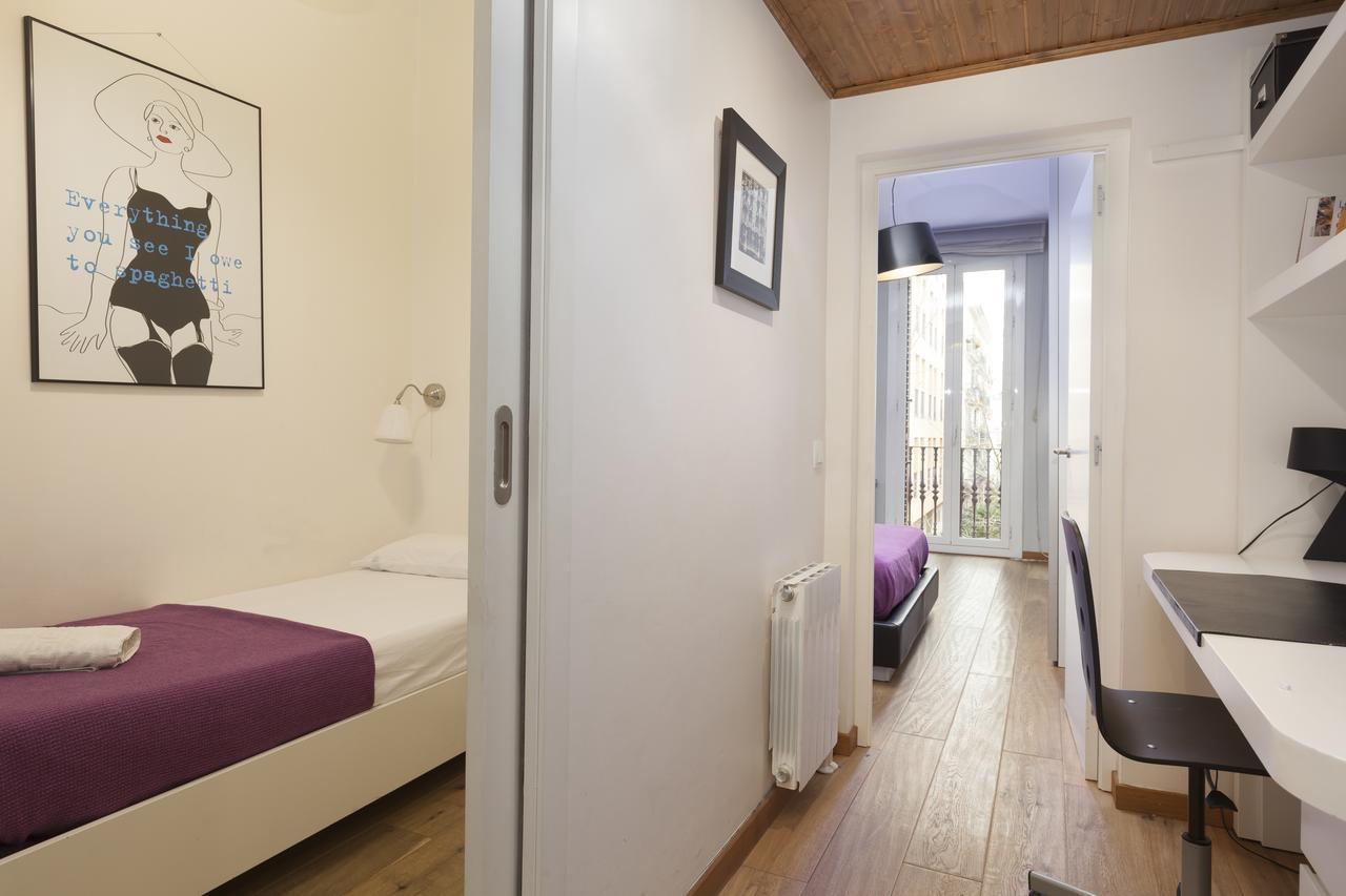 Akira Flats Roger De Flor Chic Apartment Barcellona Esterno foto
