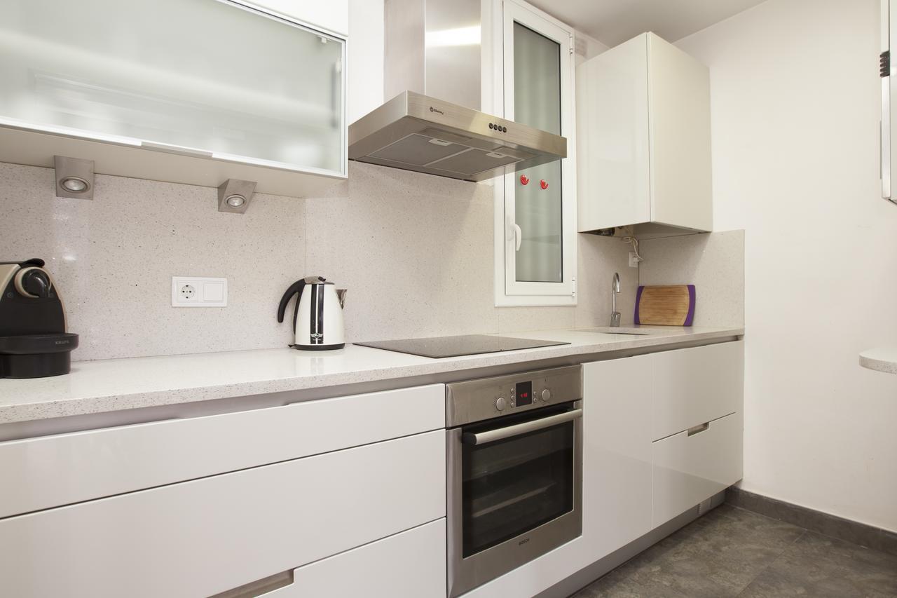 Akira Flats Roger De Flor Chic Apartment Barcellona Esterno foto